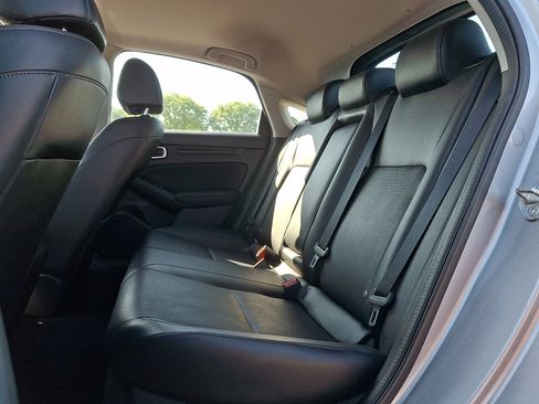Used 2022 Honda Civic EX-L image 10