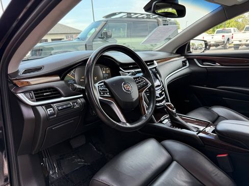 Used 2013 Cadillac XTS Premium FWD image 11