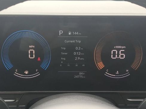 Used 2025 Hyundai Kona SEL FWD image 24