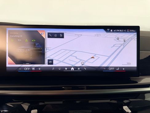 Certified 2025 BMW X5 xDrive50e w/ M Sport Package AWD/4WD image 23