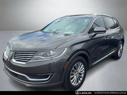 Used 2017 Lincoln MKX Select w/ Select Plus Package image 4
