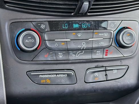 Used 2019 Ford Escape SE FWD image 15