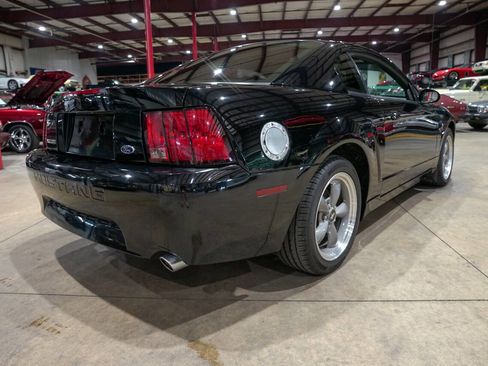 Used 2001 Ford Mustang GT RWD image 8