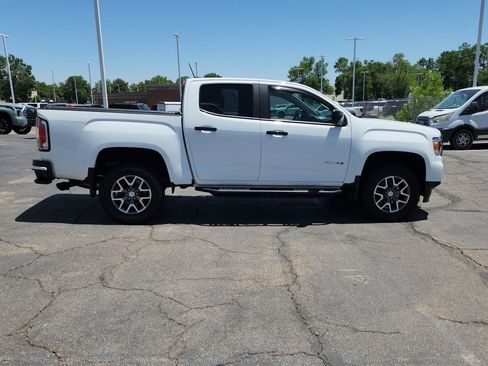 Used 2021 GMC Canyon AT4 w/ Driver Alert Package AWD/4WD image 12
