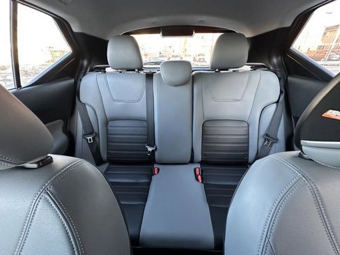 Certified 2024 Nissan Kicks SR w/ SR Premium Package image 26