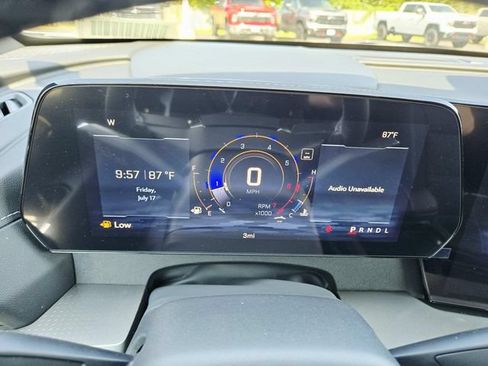 New 2026 Chevrolet Traverse LT w/ Driver Confidence Package FWD image 19