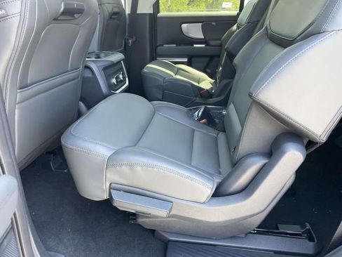 New 2026 Ford Expedition Active RWD image 9