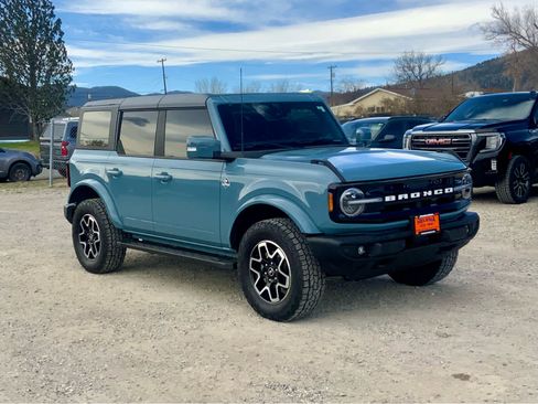 Used 2023 Ford Bronco Outer Banks AWD/4WD image 7