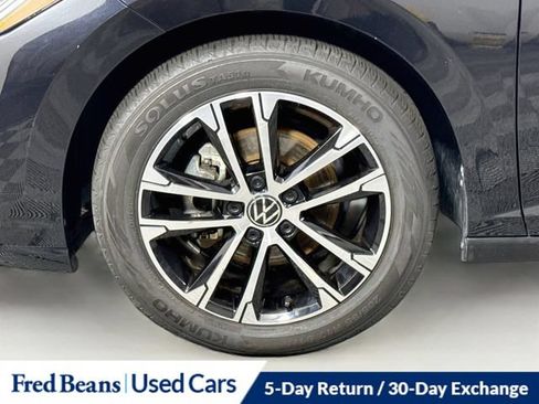Used 2025 Volkswagen Jetta Sport FWD image 33