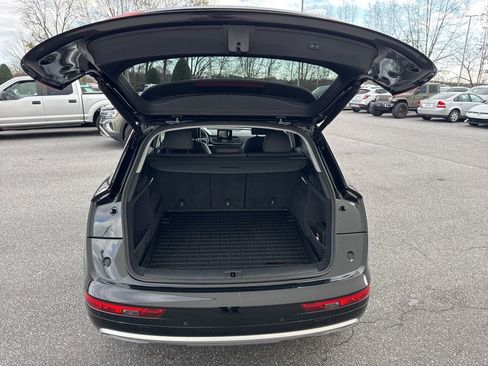 Used 2020 Audi Q5 2.0T Premium w/ Convenience Package image 10