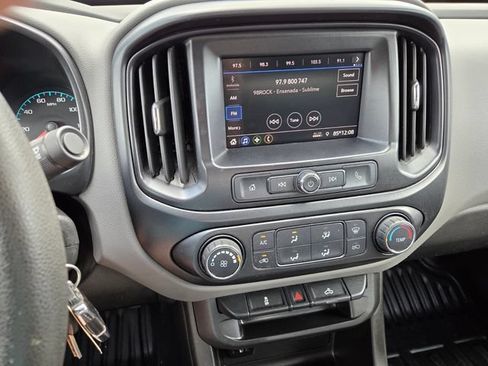 Used 2020 Chevrolet Colorado W/T RWD image 22