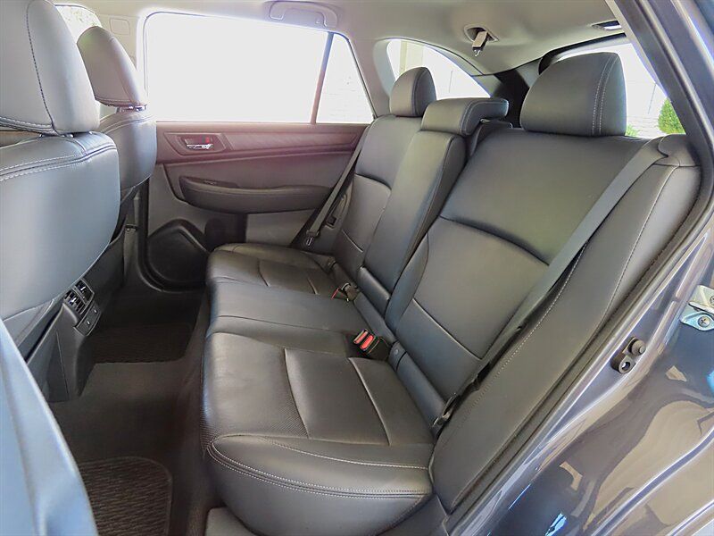Used 2015 Subaru Outback 3.6R Limited AWD/4WD image 25