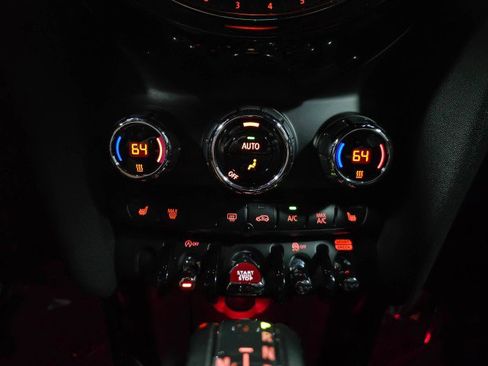 Used 2018 MINI Cooper S FWD image 25