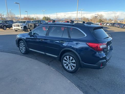 Used 2018 Subaru Outback 3.6R Touring w/ Popular Package #3 image 35
