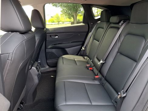 New 2026 Nissan Murano SV AWD/4WD image 7