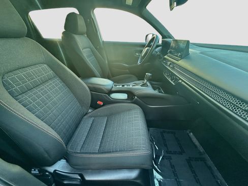 Certified 2025 Honda HR-V Sport image 30
