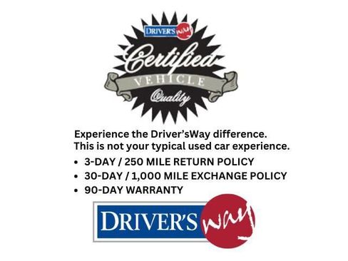 Used 2022 Toyota Camry SE FWD image 3