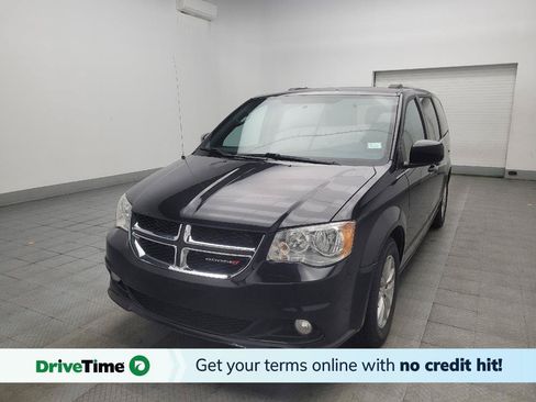 Used 2019 Dodge Grand Caravan SXT FWD image 1