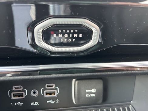 New 2026 Jeep Grand Cherokee L 4WD image 30