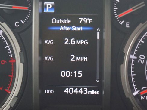 Used 2023 Toyota 4Runner TRD Off-Road Premium AWD/4WD image 4