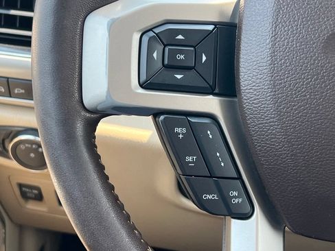 Used 2018 Ford F150 Lariat w/ Equipment Group 502A Luxury AWD/4WD image 33