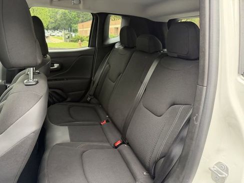 Used 2023 Jeep Renegade Altitude w/ Convenience Group I AWD/4WD image 20