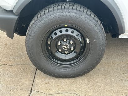 New 2026 Ford Bronco Big Bend w/ Black Appearance Package