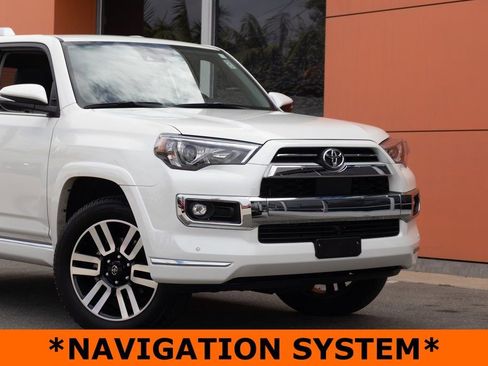 Used 2023 Toyota 4Runner Limited AWD/4WD image 3