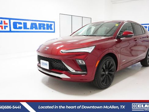 Used 2024 Buick Envista Avenir image 1