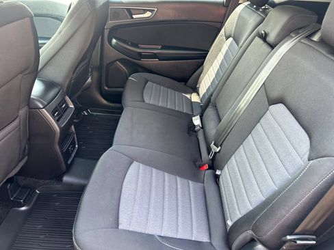 Used 2018 Ford Edge SE AWD/4WD image 12
