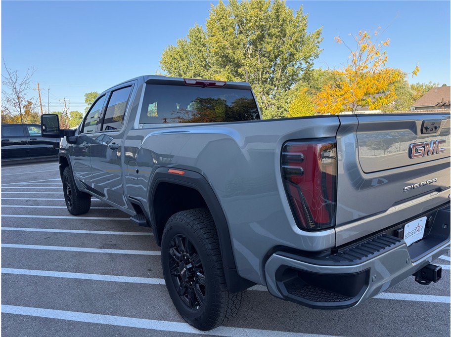 Used 2026 GMC Sierra 2500 AT4 AWD/4WD image 47