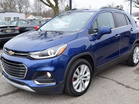 Used 2017 Chevrolet Trax Premier image 2