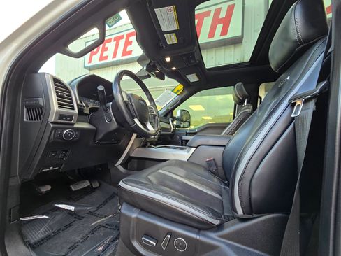 Used 2019 Ford F250 Platinum w/ Platinum Ultimate Package image 11