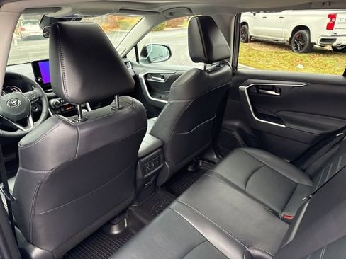 Certified 2024 Toyota RAV4 XLE Premium image 10