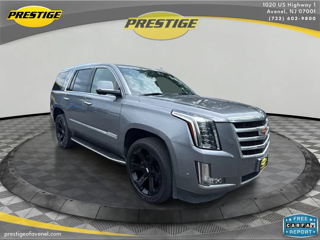 Used 2020 Cadillac Escalade Luxury AWD/4WD image 3