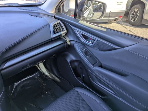 Used 2023 Subaru Forester Premium image 19