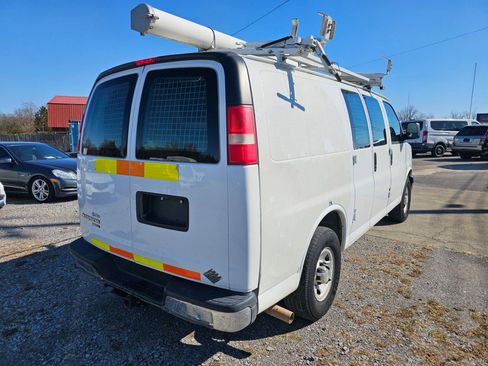Used 2014 Chevrolet Express 2500 w/ Cold Climate Package image 4