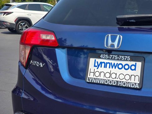 Used 2017 Honda HR-V EX image 12