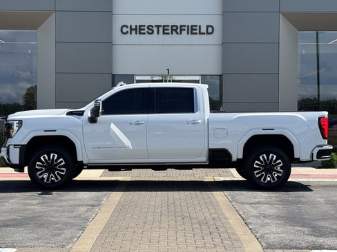 Used 2025 GMC Sierra 2500 Denali Ultimate AWD/4WD image 6