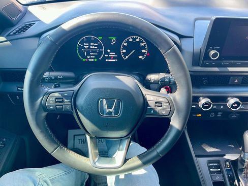 Used 2025 Honda CR-V Sport image 14