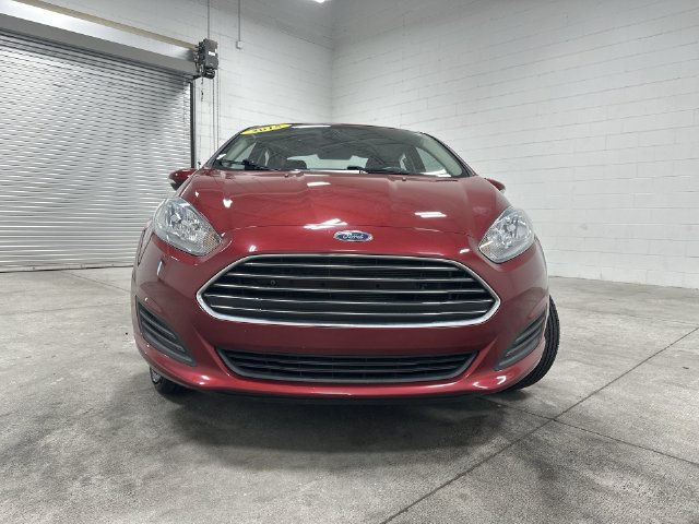 Used 2015 Ford Fiesta SE w/ Comfort Package FWD image 10