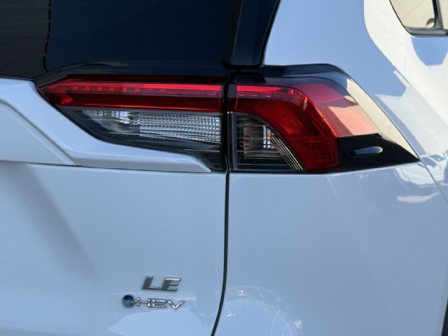 Certified 2025 Toyota RAV4 LE AWD/4WD image 8