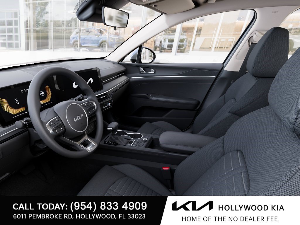 New 2027 Kia K5 LXS FWD image 17