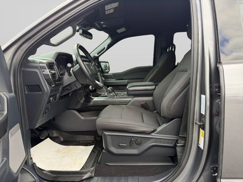 Used 2022 Ford F150 XLT w/ Equipment Group 302A High image 10