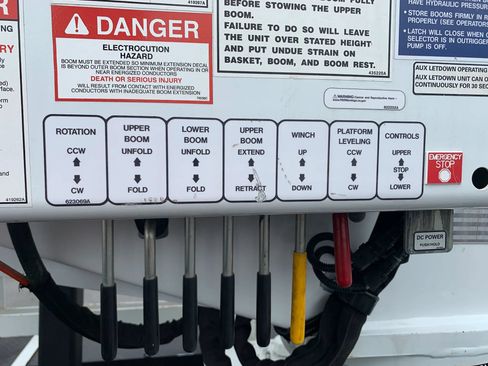 Used 2019 Ford F550 4x4 Regular Cab Super Duty image 42