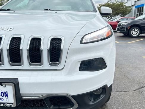 Used 2015 Jeep Cherokee Limited AWD/4WD image 3