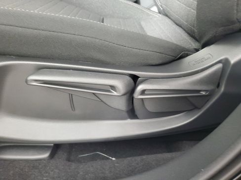 New 2026 Honda HR-V LX image 29