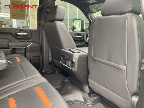 Used 2023 GMC Sierra 2500 AT4 w/ AT4 Premium Plus Package image 29