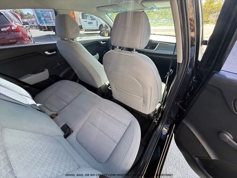 Used 2018 Kia Rio LX FWD image 15
