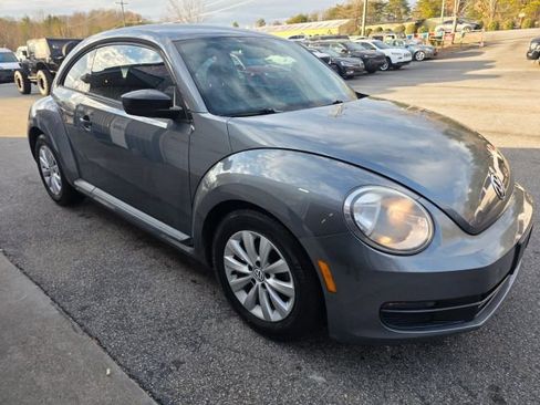 Used 2014 Volkswagen Beetle 1.8T image 3